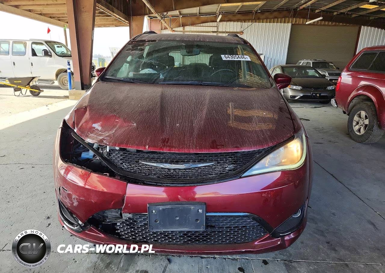 2020 Chrysler Pacifica Touring L VIN:2C4RC1BG3LR113093 - 5