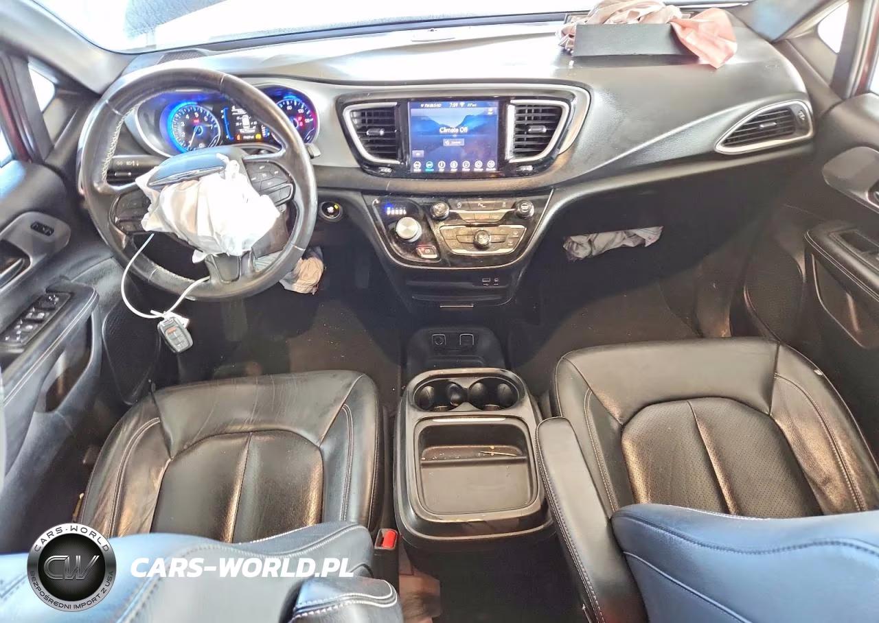 2020 Chrysler Pacifica Touring L VIN:2C4RC1BG3LR113093 - 8