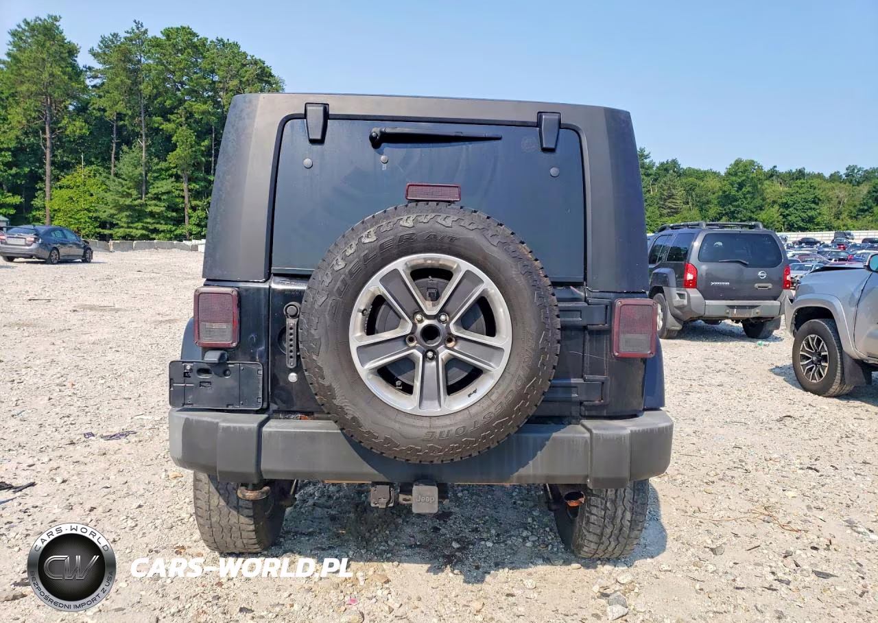 2010 Jeep Wrangler Unlimited VIN:1J4BA5H15AL101996 - 6