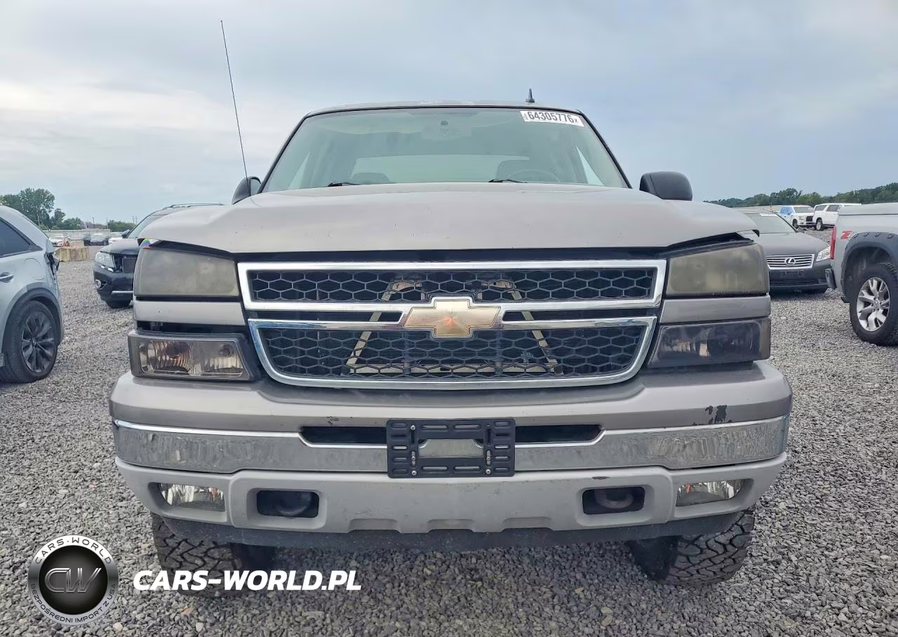 2007 Chevrolet Silverado K1500 Classic Crew Cab VIN:2GCEK13Z171165795 - 5