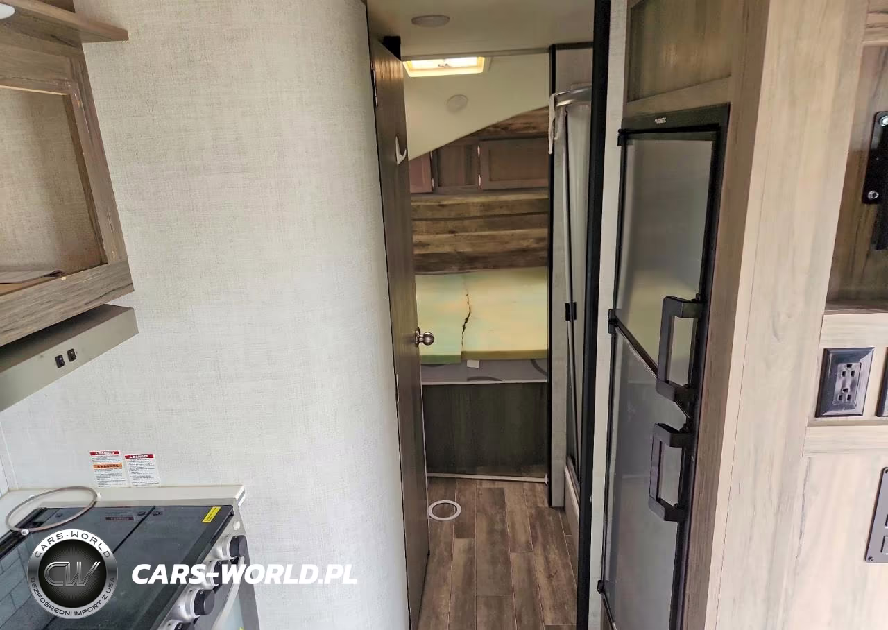 2021 Gulf Stream Vista Cruiser Camper VIN:1NL1G2314M7051931 - 6