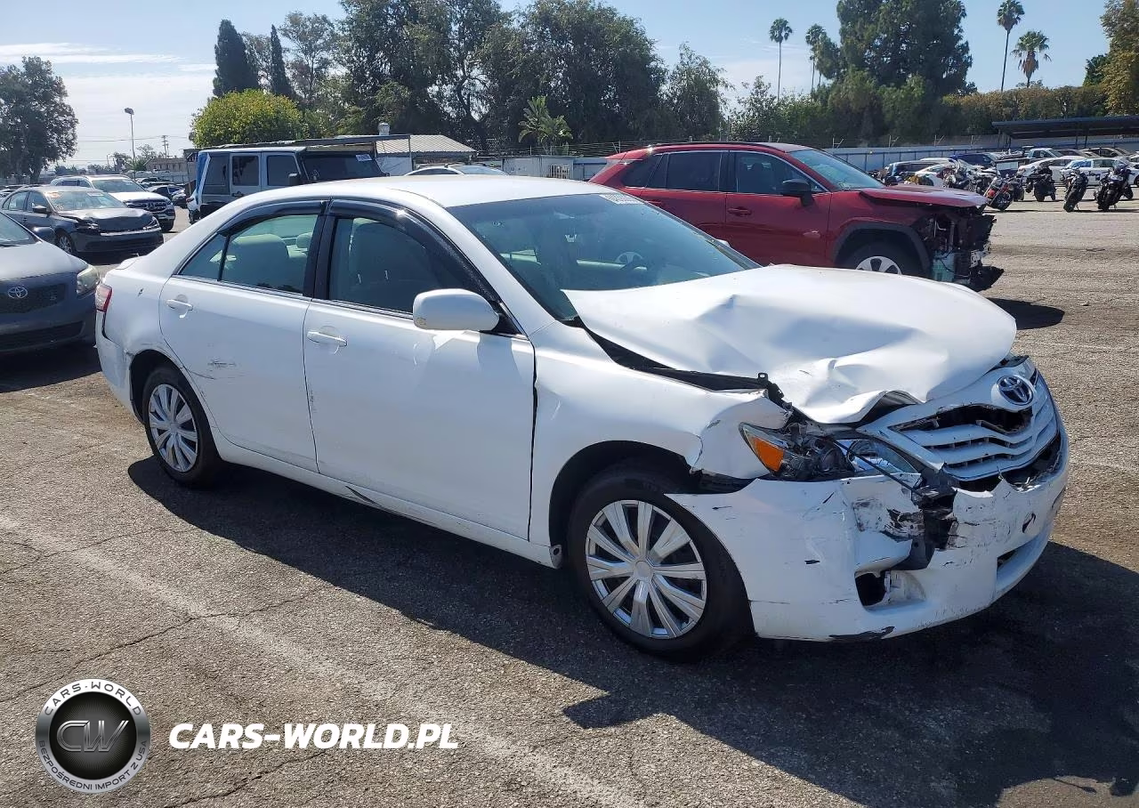 2011 Toyota Camry Le VIN:4T4BF3EK1BR102522 - 4