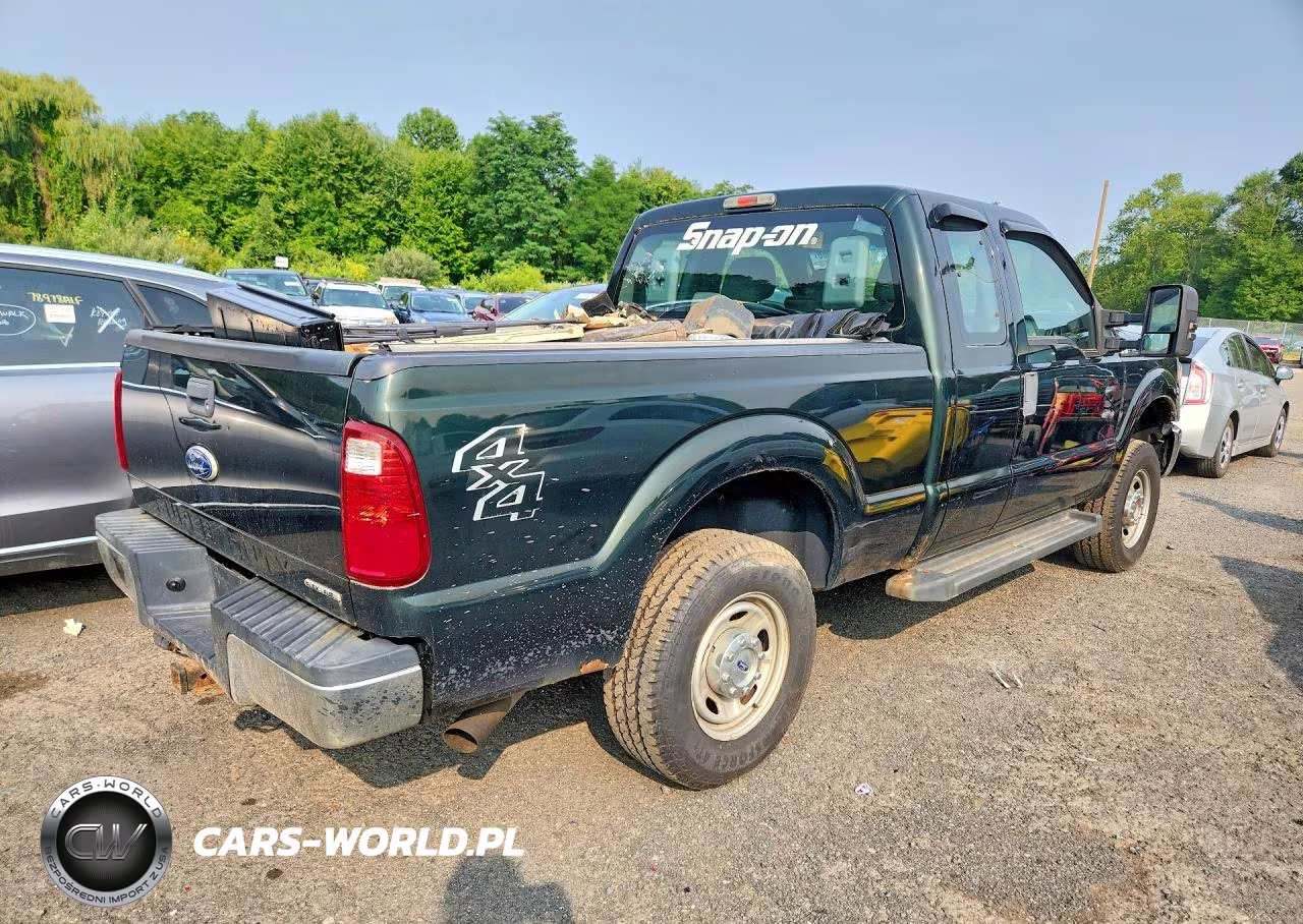 2012 Ford F250 Super Duty VIN:1FT7X2B66CEB76517 - 3