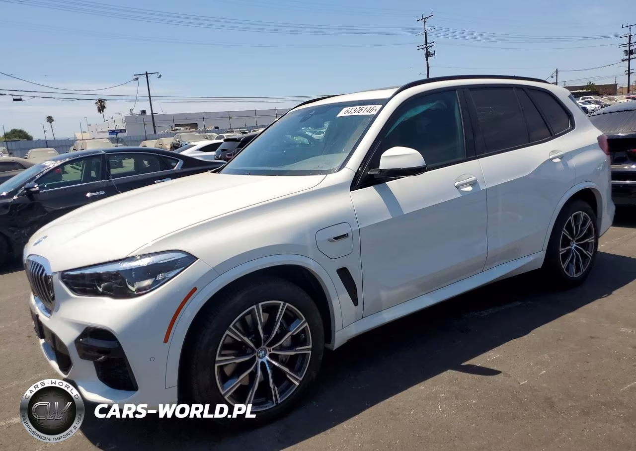 2023 BMW X5 xDrive45E – zdjęcie 1 z 13