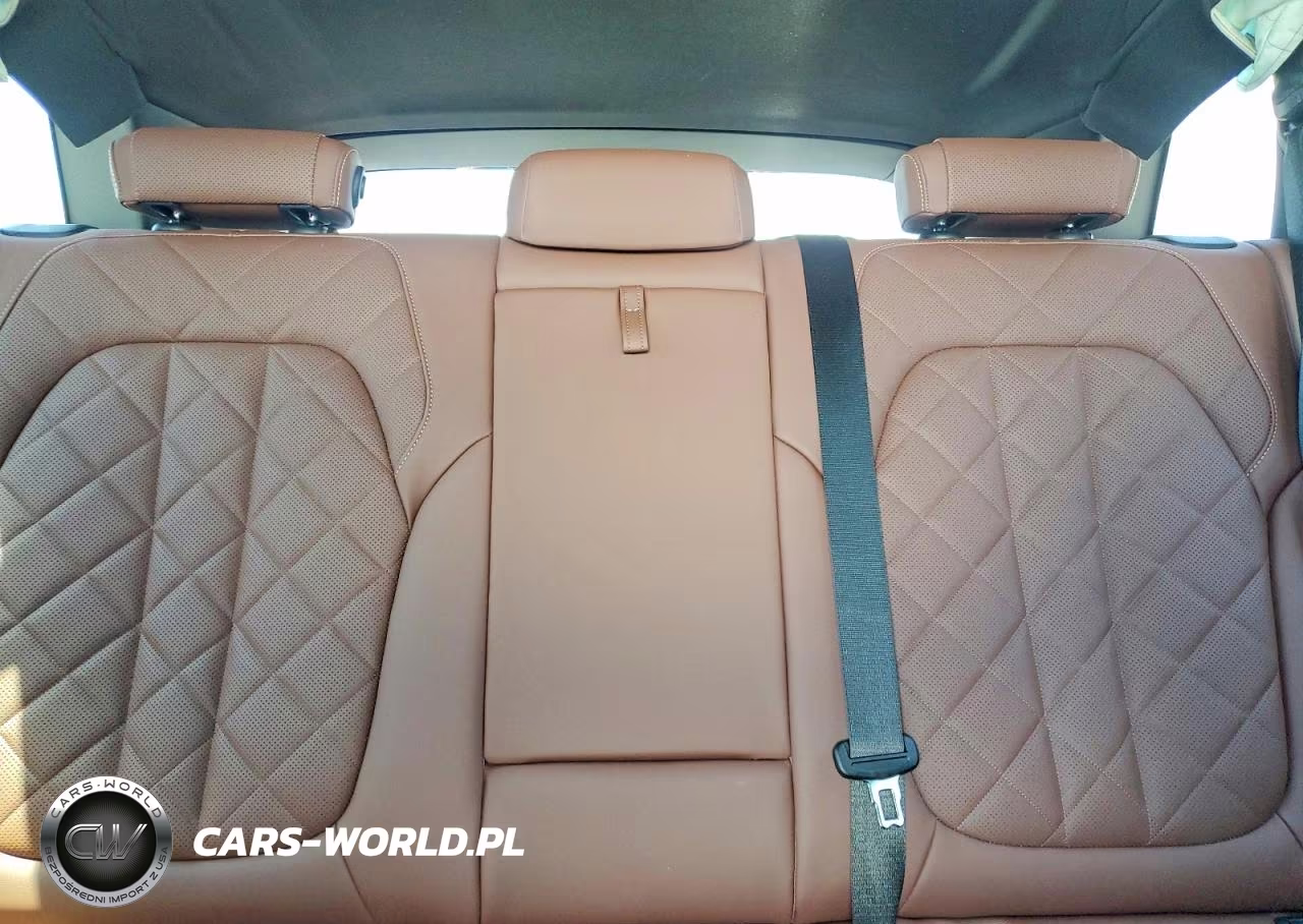 2023 BMW X5 xDrive45E VIN:5UXTA6C00P9N60789 - 10