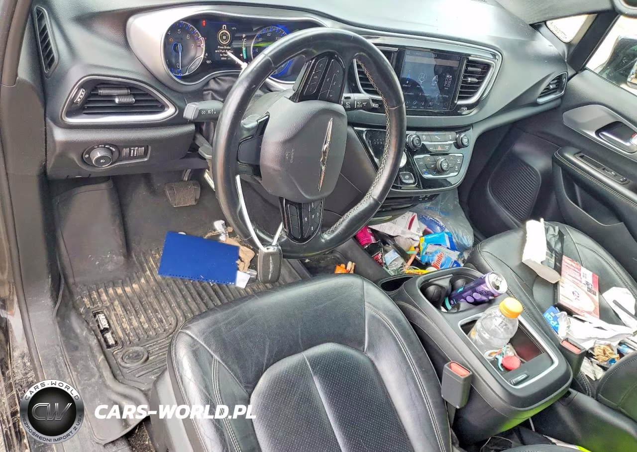 2019 Chrysler Pacifica Touring L Plus VIN:2C4RC1EG9KR699034 - 8