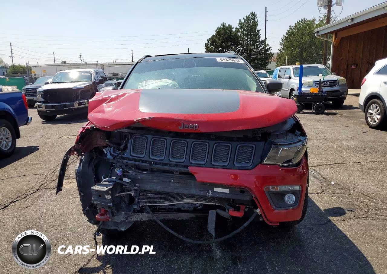 2018 Jeep Compass Trailhawk VIN:3C4NJDDB9JT501205 - 5