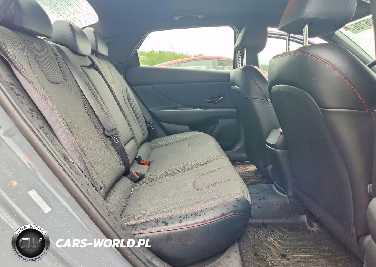 2022 Hyundai Elantra N Line VIN:KMHLR4AF3NU329588 - 10