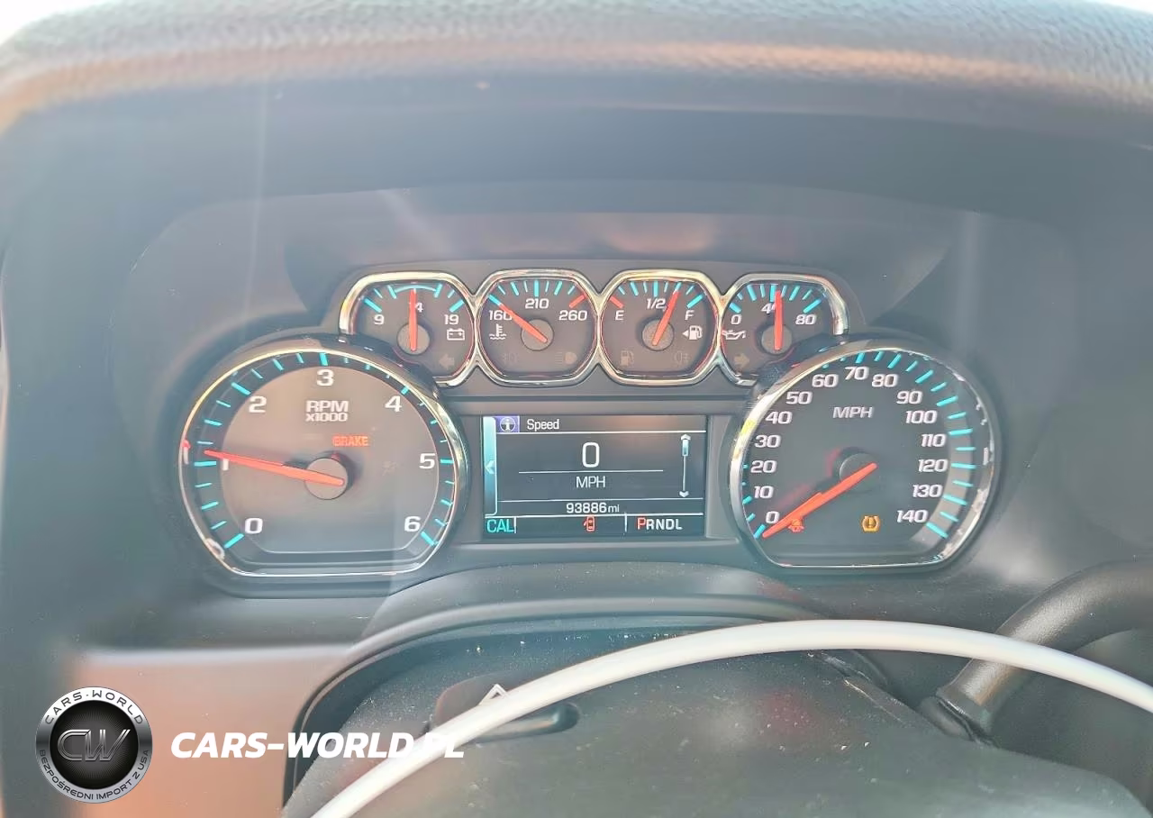 2018 Chevrolet Tahoe Special VIN:1GNSKFEC4JR152070 - 9