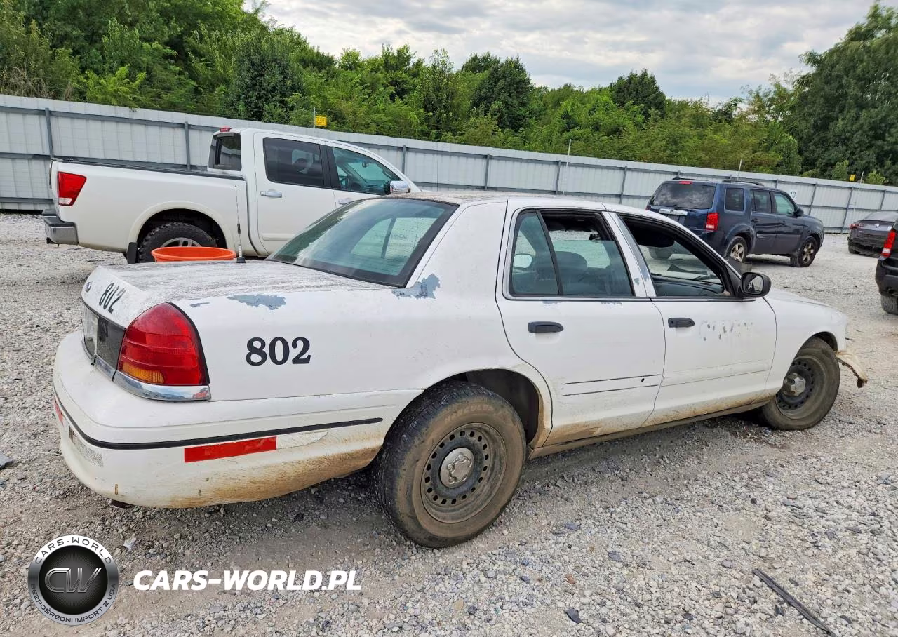 1999 Ford Crown Victoria Police Interceptor VIN:2FAFP71W1XX126452 - 3