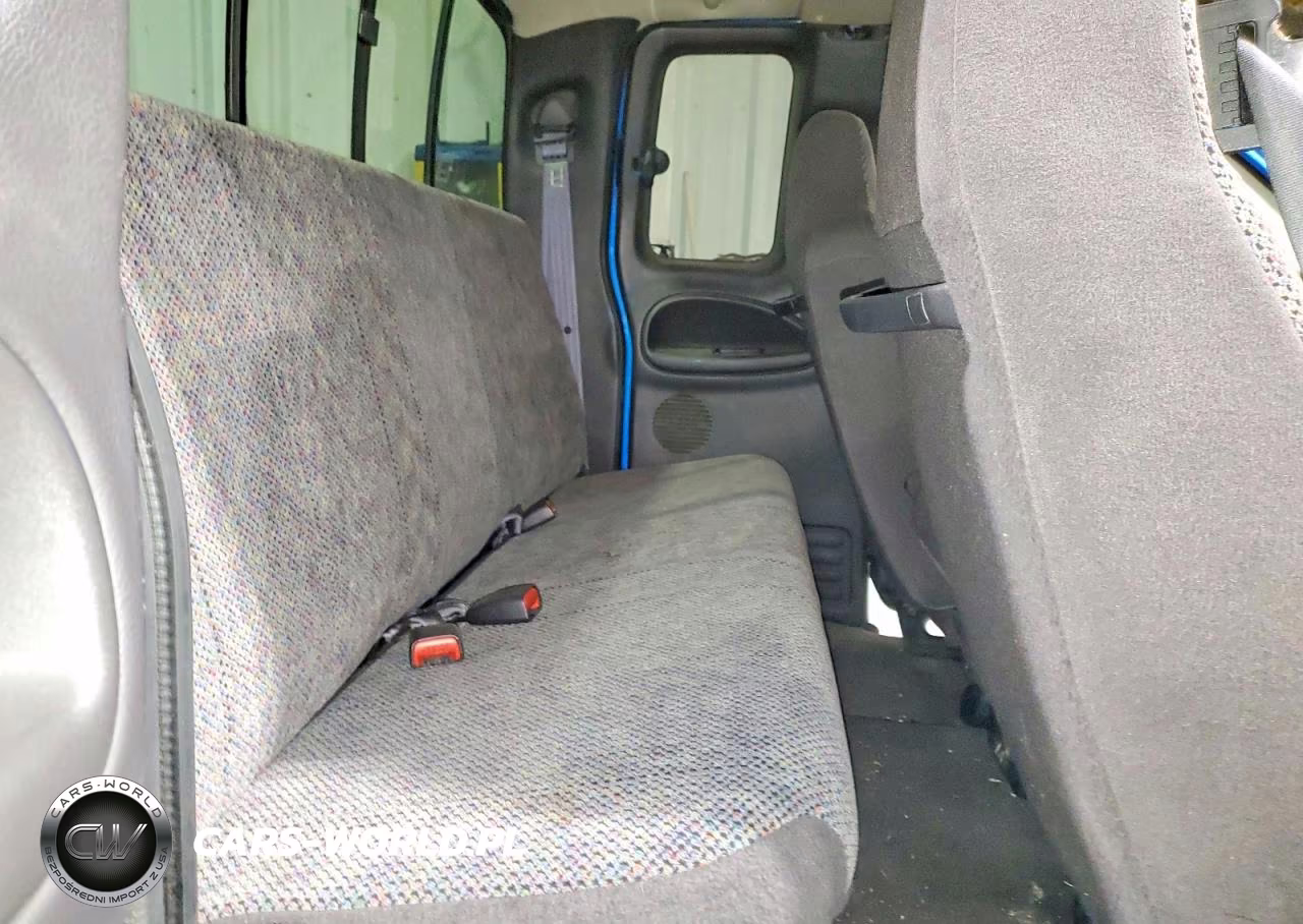 2000 Dodge Ram 1500 VIN:3B7HF13Z6YG148016 - 10