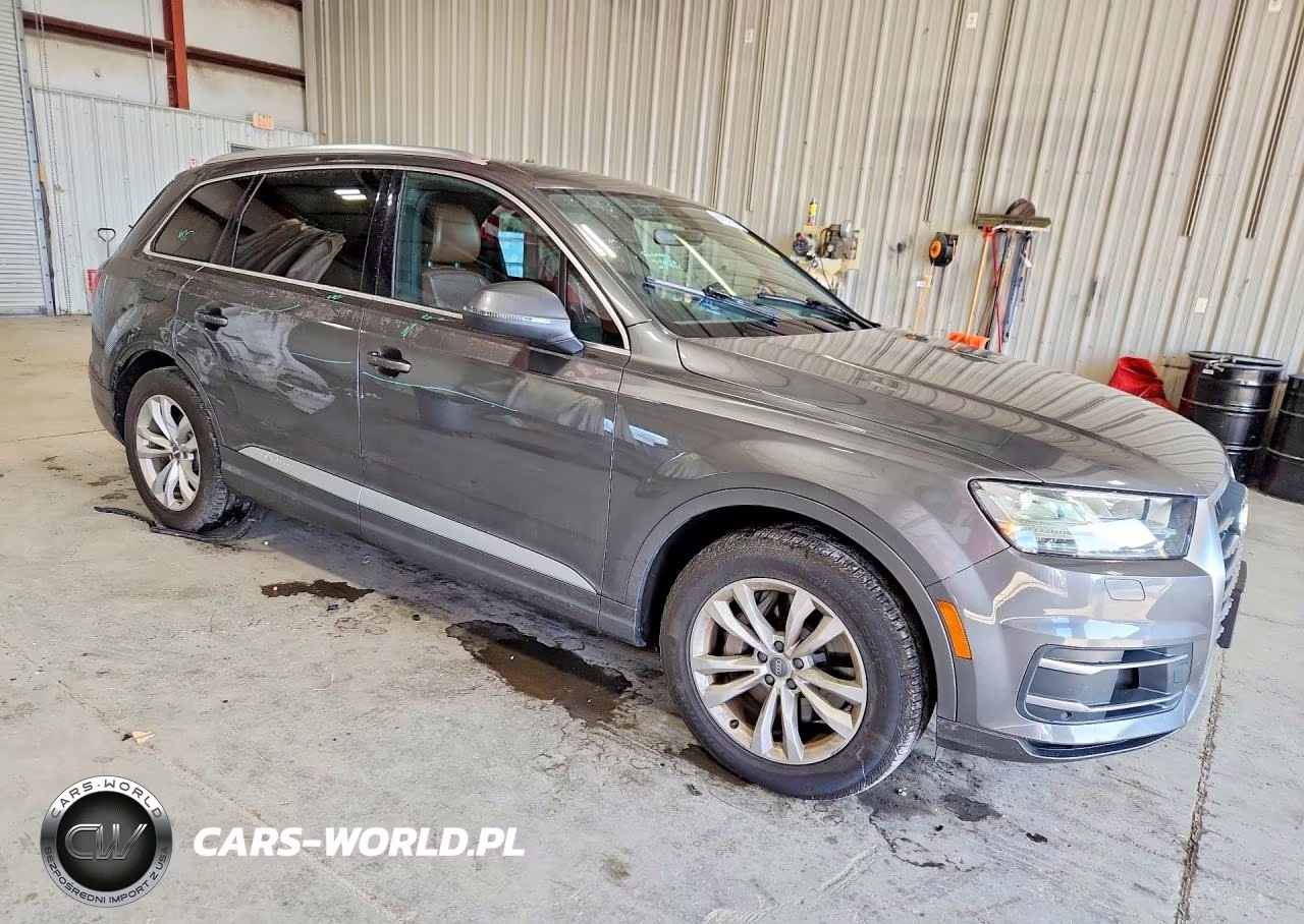 2018 Audi Q7 Premium Plus VIN:WA1LAAF70JD042404 - 4
