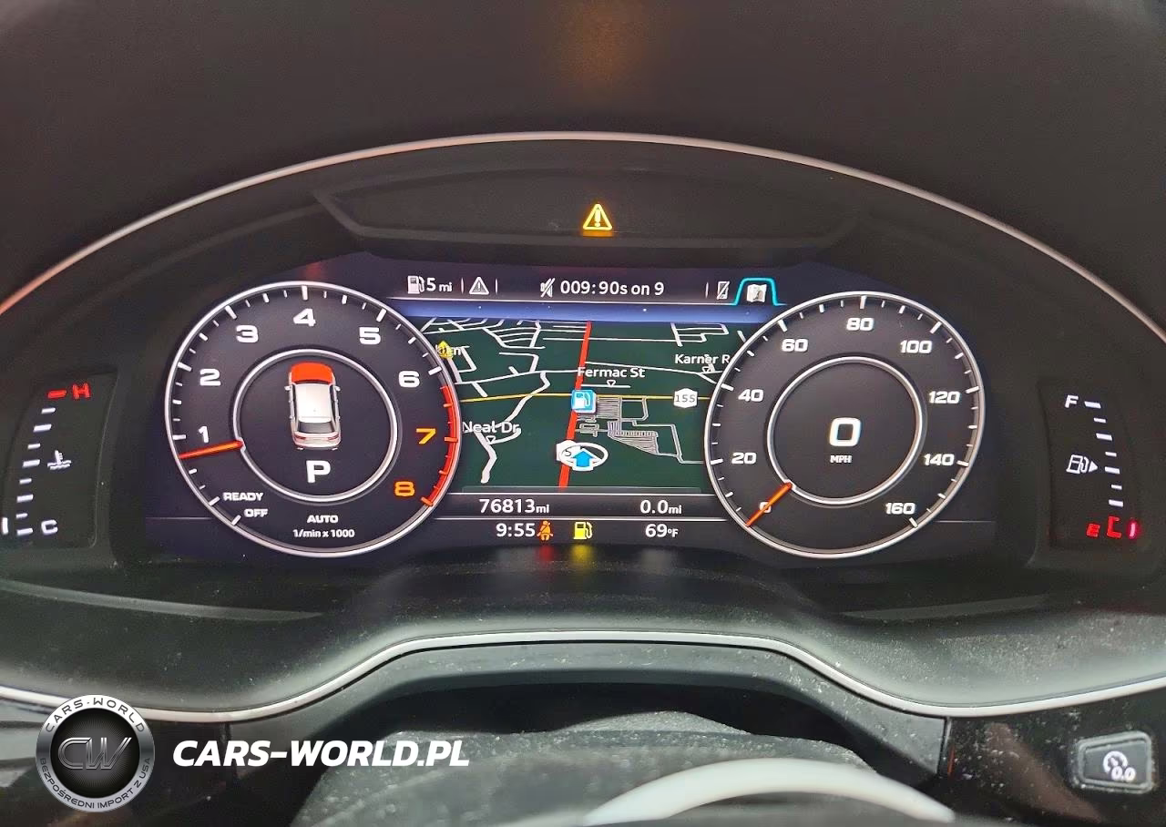 2018 Audi Q7 Premium Plus VIN:WA1LAAF70JD042404 - 9