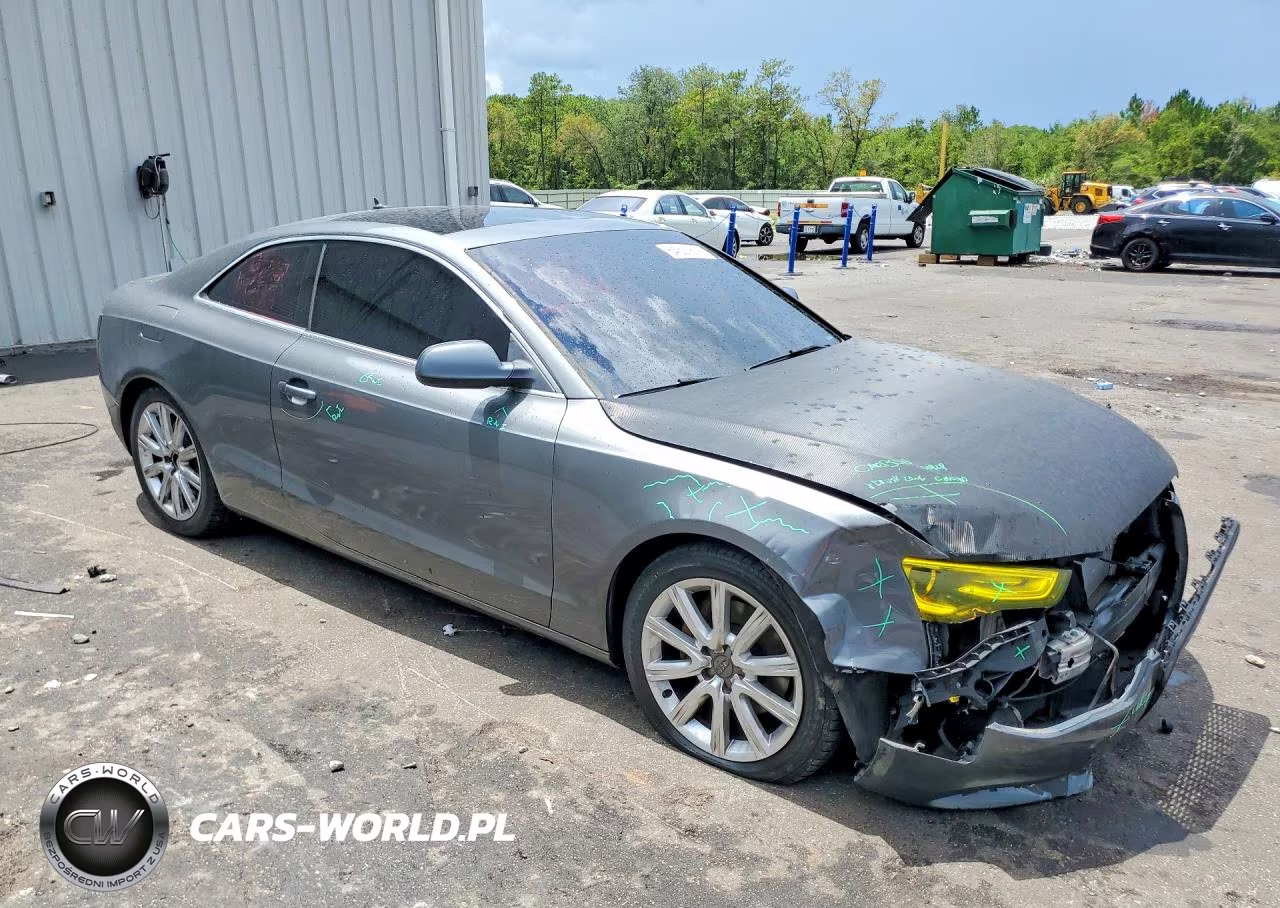 2013 Audi A5 Premium VIN:WAUCFAFR8DA076120 - 4