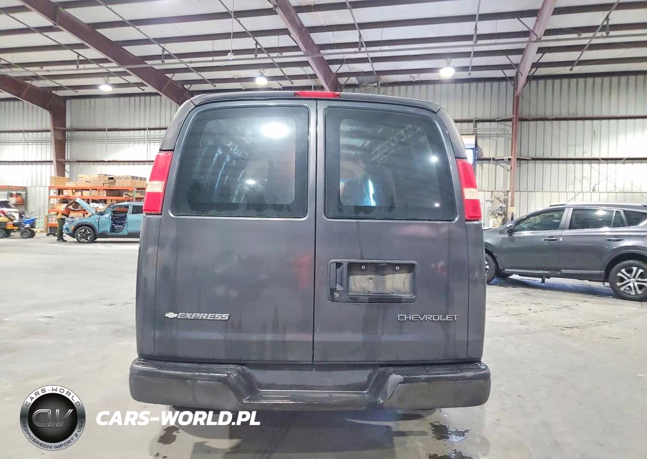 2004 Chevrolet Express G1500 VIN:1GCEG15X441112748 - 6