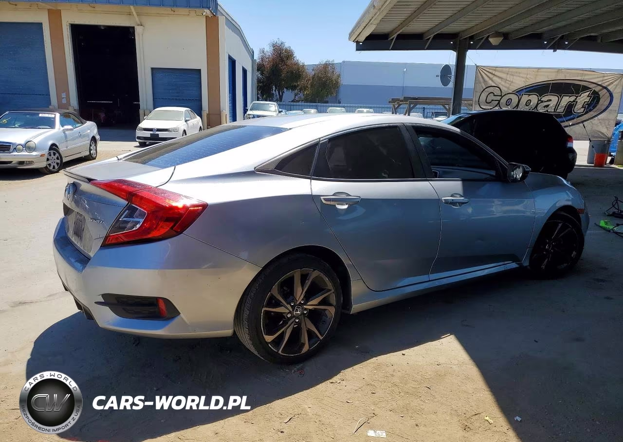 2019 Honda Civic Sport VIN:19XFC2F83KE214372 - 3