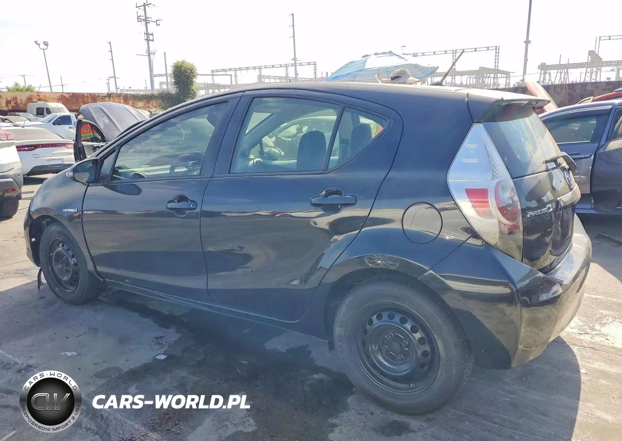 2013 Toyota Prius C One VIN:JTDKDTB32D1550872 - 2