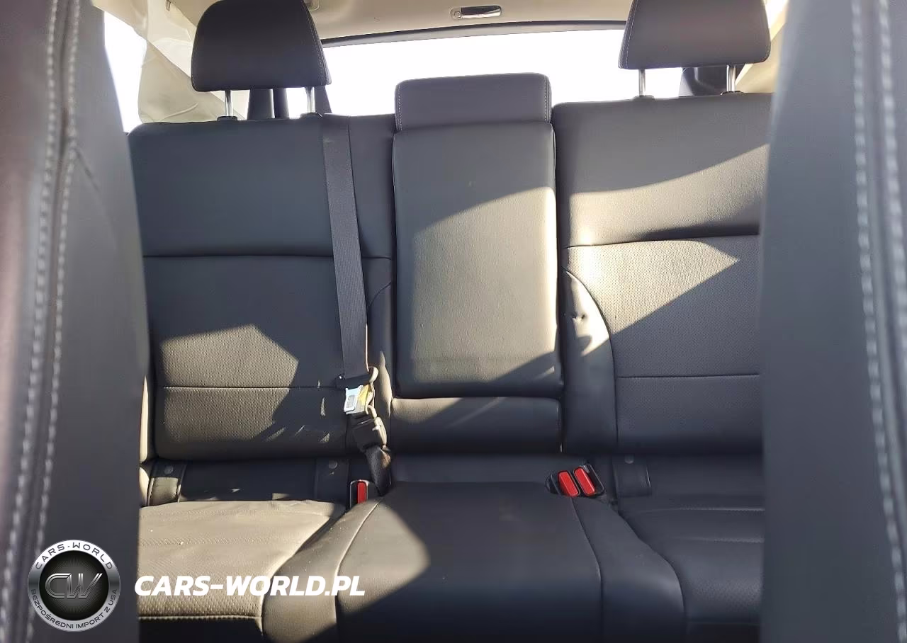 2018 Subaru Outback 2.5I Limited VIN:4S4BSANC3J3347846 - 10