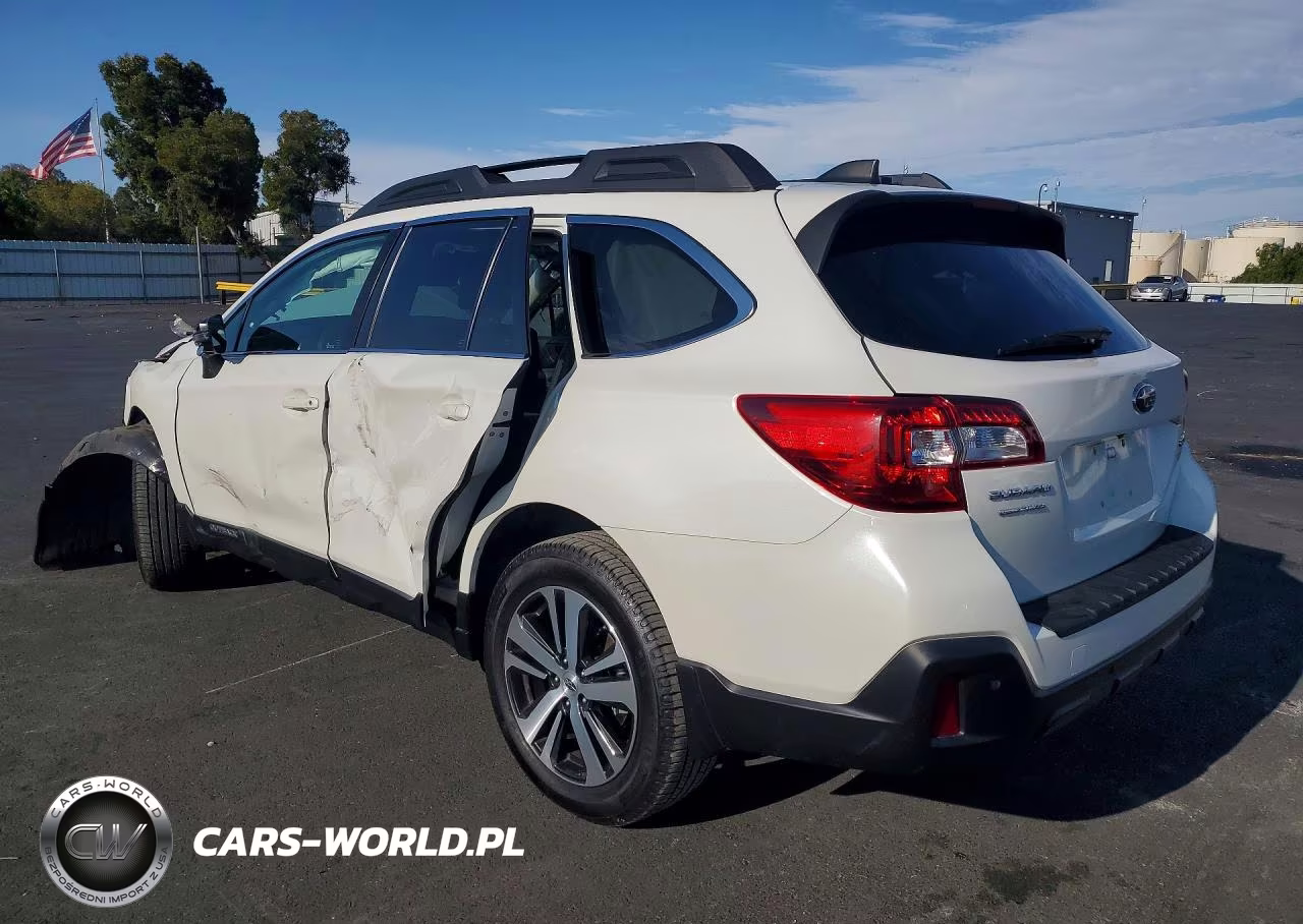 2018 Subaru Outback 2.5I Limited VIN:4S4BSANC3J3347846 - 2