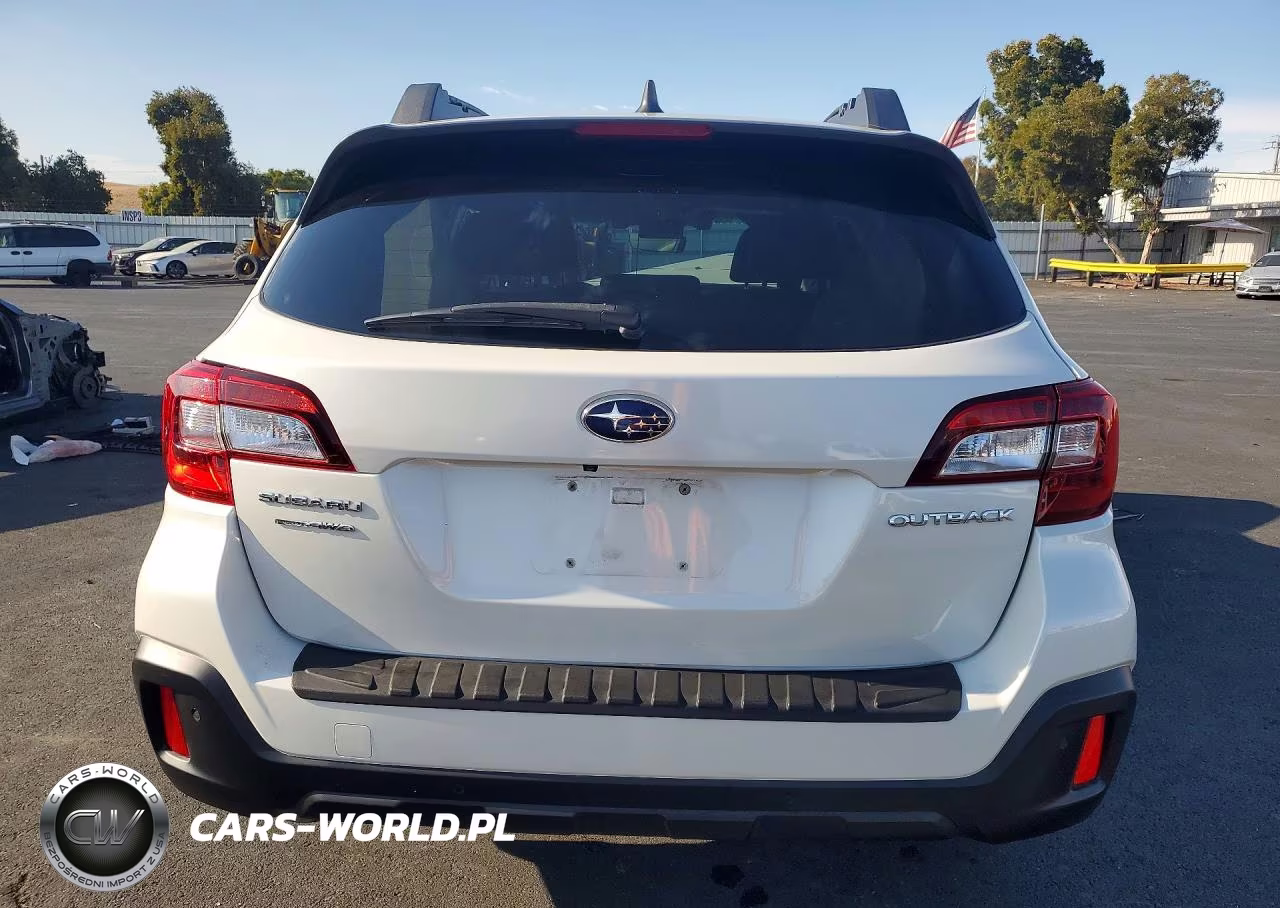 2018 Subaru Outback 2.5I Limited VIN:4S4BSANC3J3347846 - 6