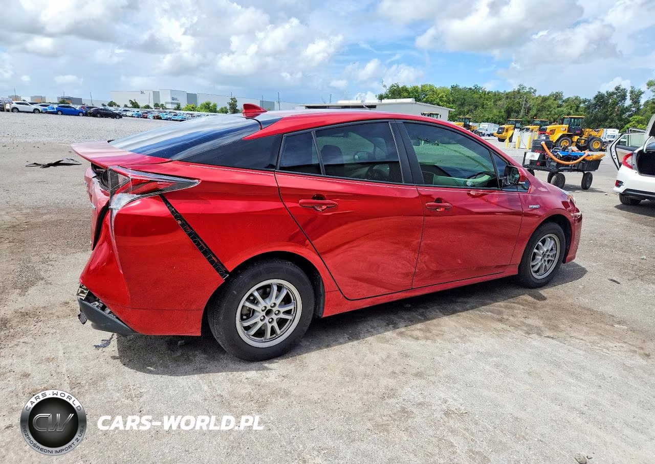 2018 Toyota Prius Two Eco VIN:JTDKARFU4J3067897 - 3