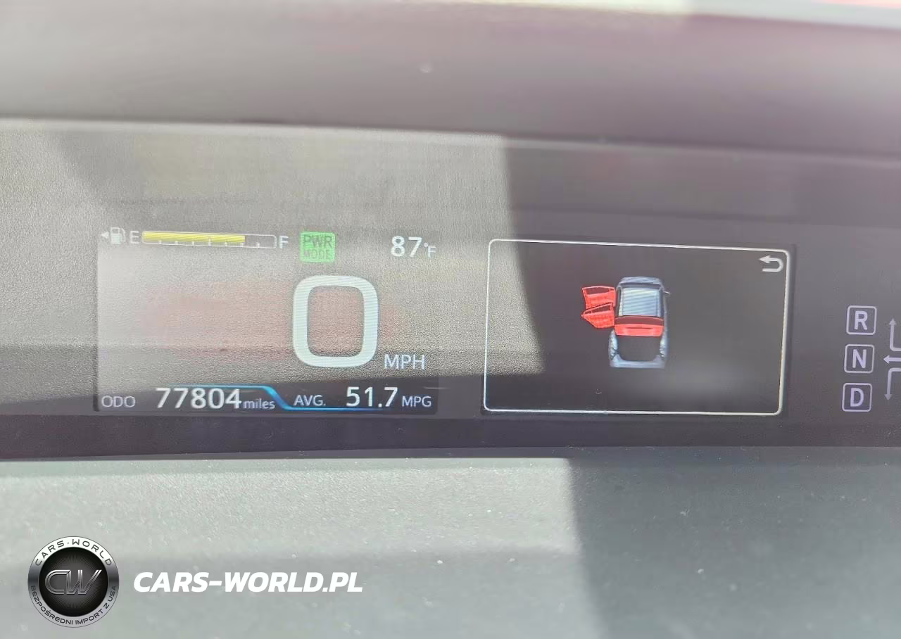 2018 Toyota Prius Two Eco VIN:JTDKARFU4J3067897 - 9
