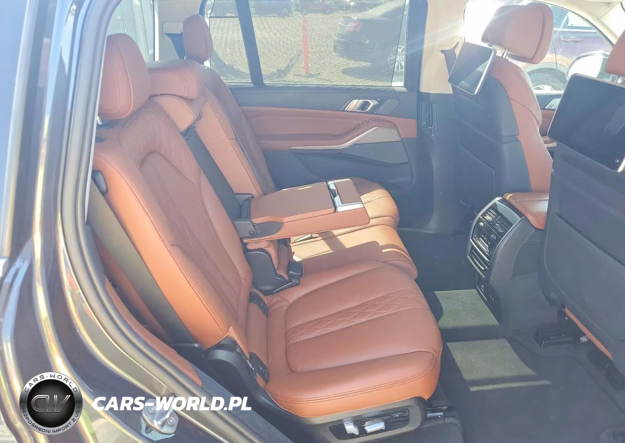 2019 BMW X7 xDrive40I VIN:5UXCW2C59KLB43790 - 11