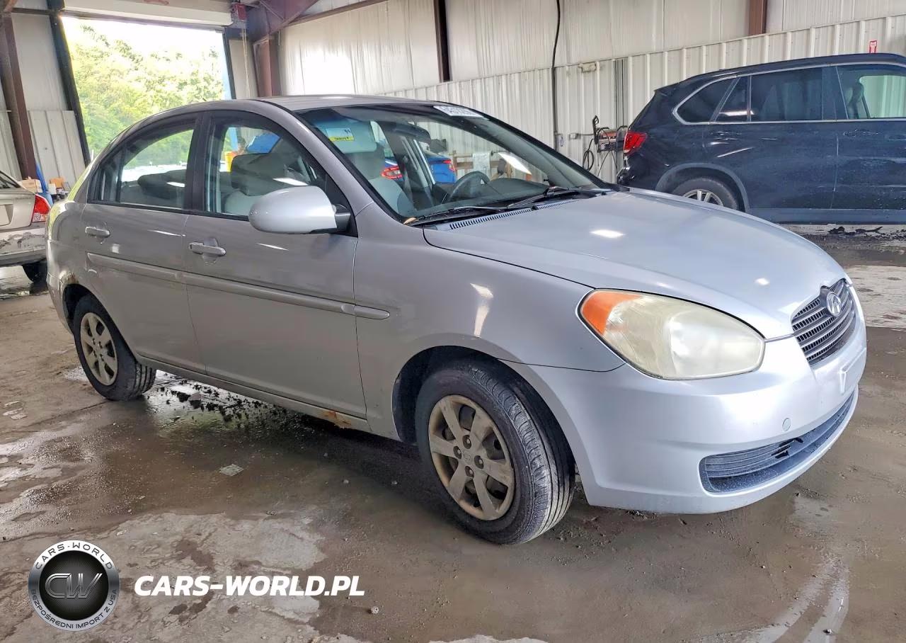 2009 Hyundai Accent Gls VIN:KMHCN46C09U340774 - 4