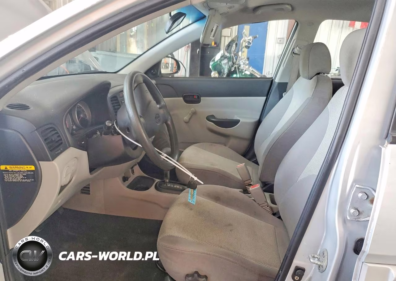 2009 Hyundai Accent Gls VIN:KMHCN46C09U340774 - 7
