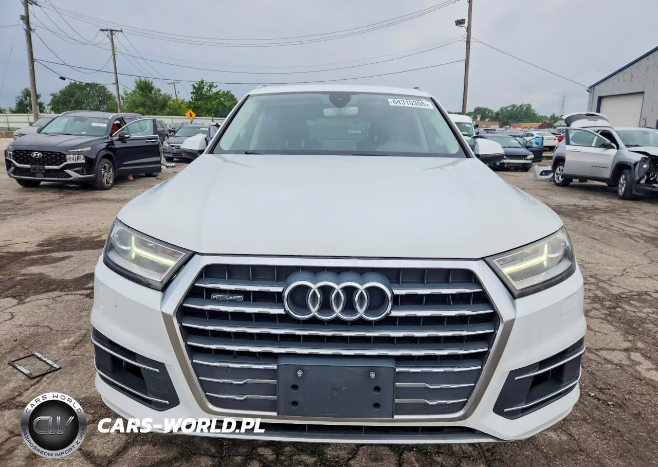 2017 Audi Q7 Premium Plus VIN:WA1LAAF71HD000852 - 5