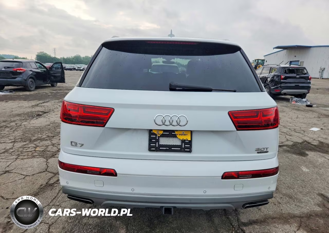 2017 Audi Q7 Premium Plus VIN:WA1LAAF71HD000852 - 6