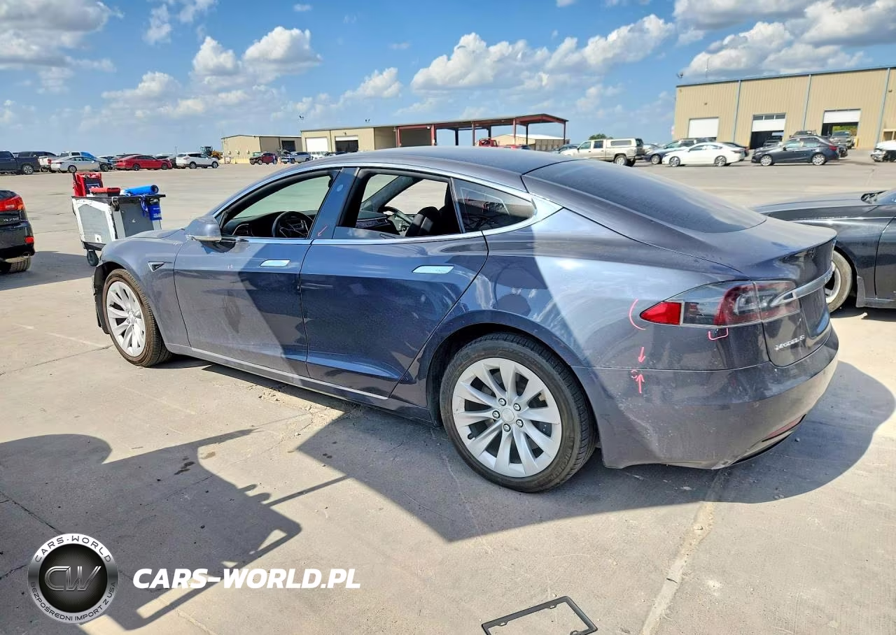 2018 Tesla Model S VIN:5YJSA1E27JF244852 - 2
