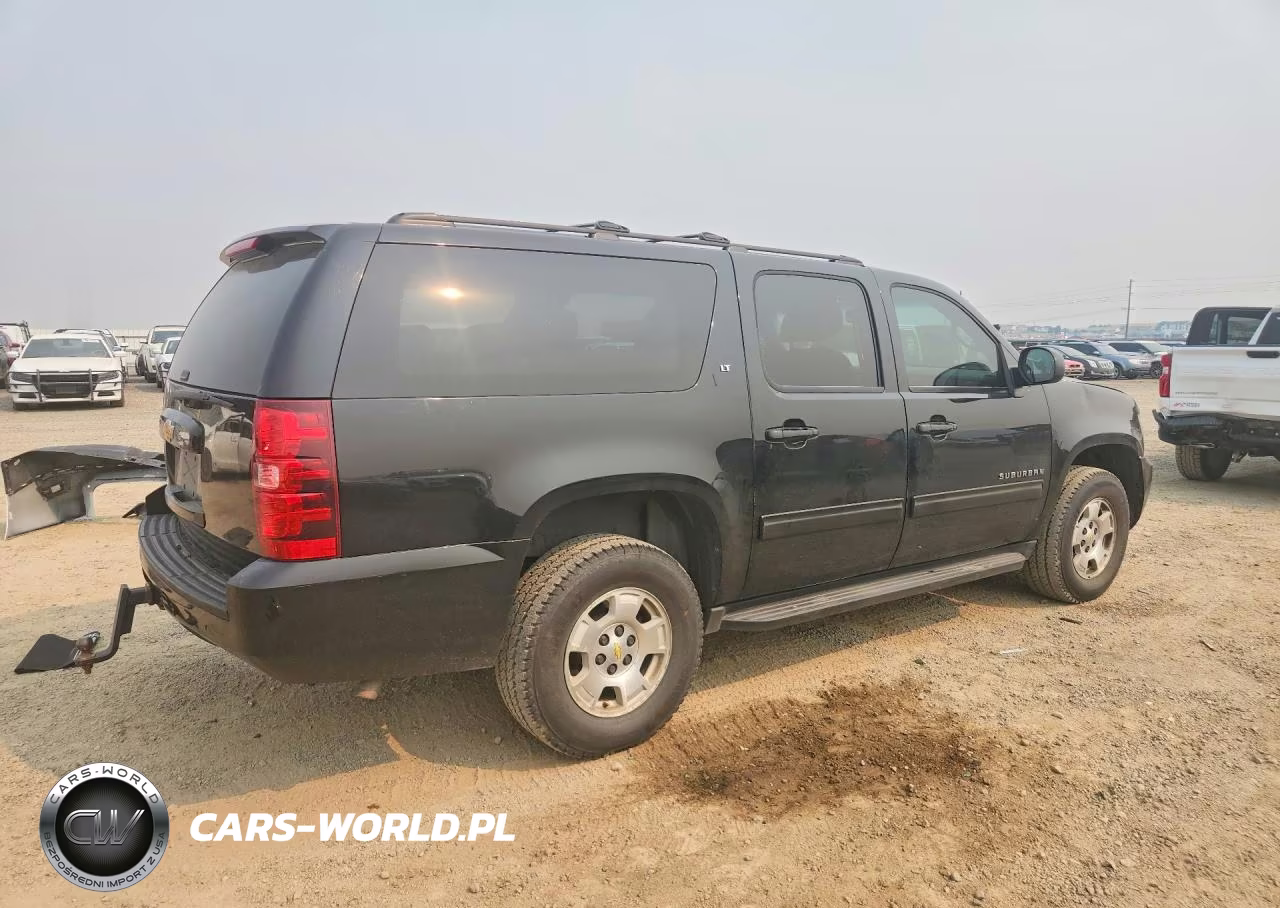 2014 Chevrolet Suburban K1500 Lt VIN:1GNSKJE79ER236381 - 3
