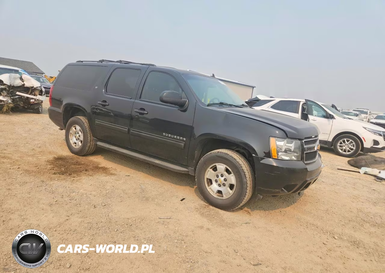 2014 Chevrolet Suburban K1500 Lt VIN:1GNSKJE79ER236381 - 4