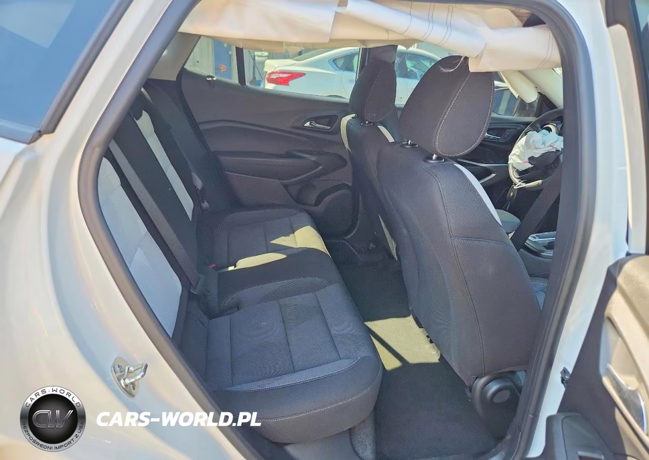 2025 Chevrolet Trax Ls VIN:KL77LFEP0SC345090 - 11
