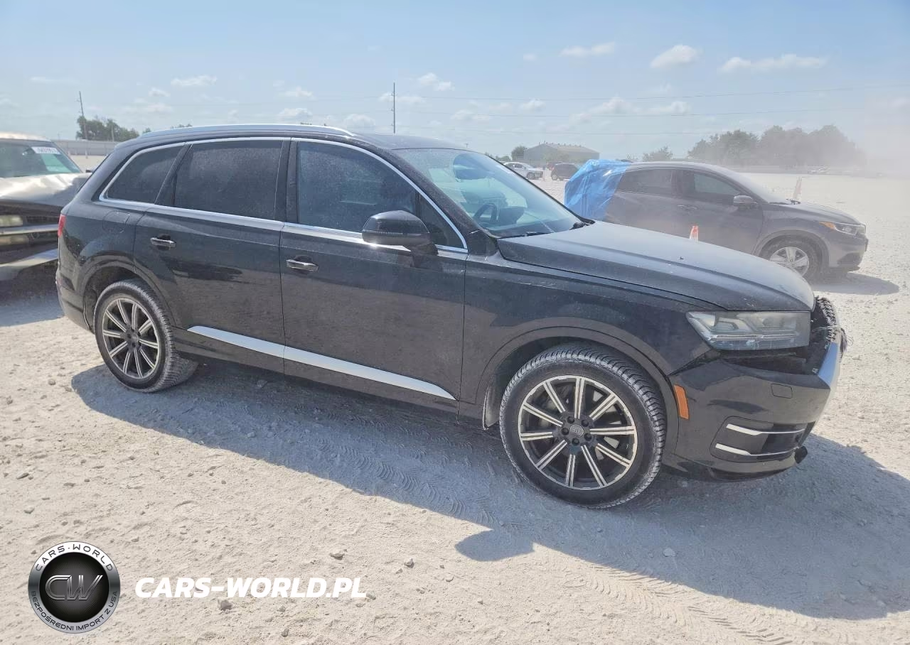 2017 Audi Q7 Premium Plus VIN:WA1LAAF74HD016852 - 4