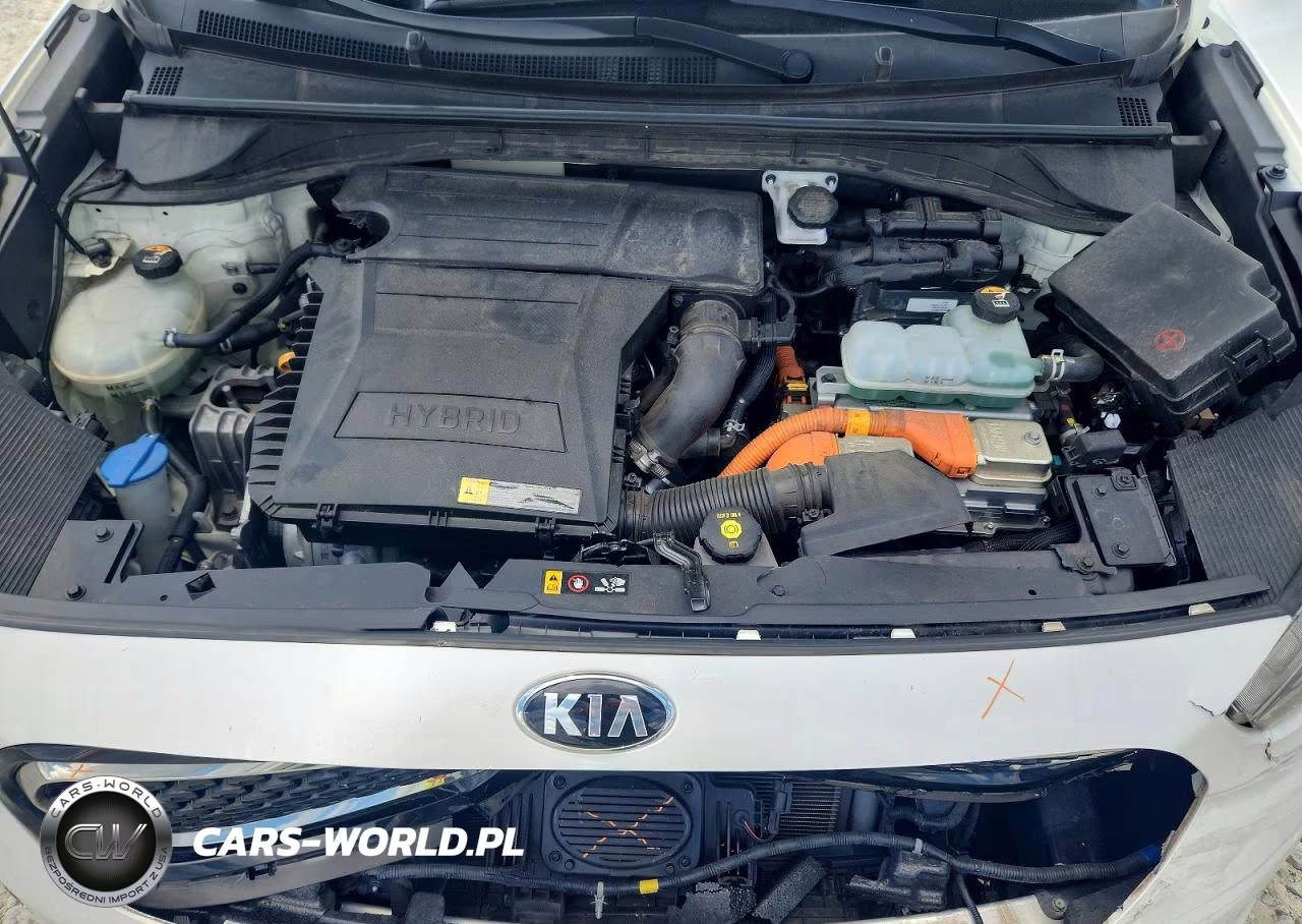 2018 Kia Niro Touring VIN:KNDCE3LC1J5186111 - 12