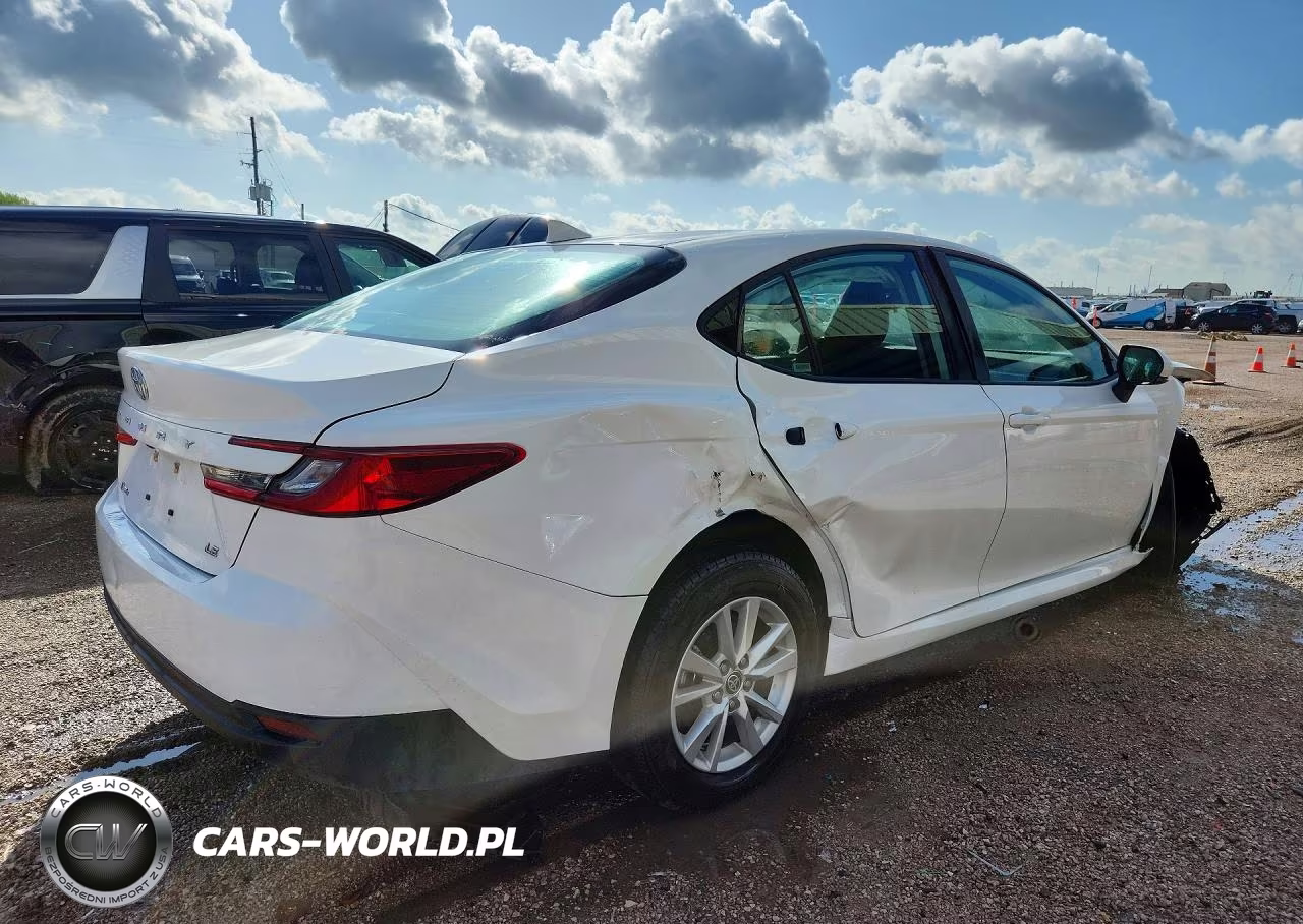 2025 Toyota Camry Le VIN:4T1DAACK4SU117377 - 3