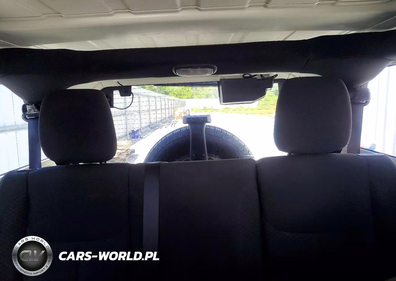 2016 Jeep Wrangler Unlimited Sport VIN:1C4BJWDG1GL338516 - 10