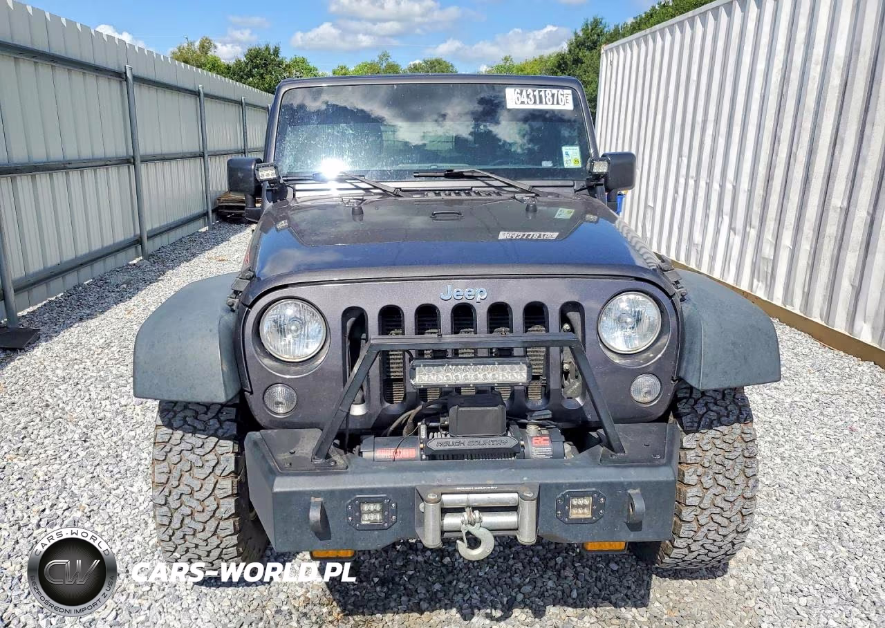 2016 Jeep Wrangler Unlimited Sport VIN:1C4BJWDG1GL338516 - 5