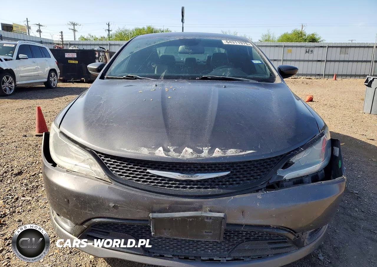 2015 Chrysler 200 S VIN:1C3CCCBG1FN514942 - 5