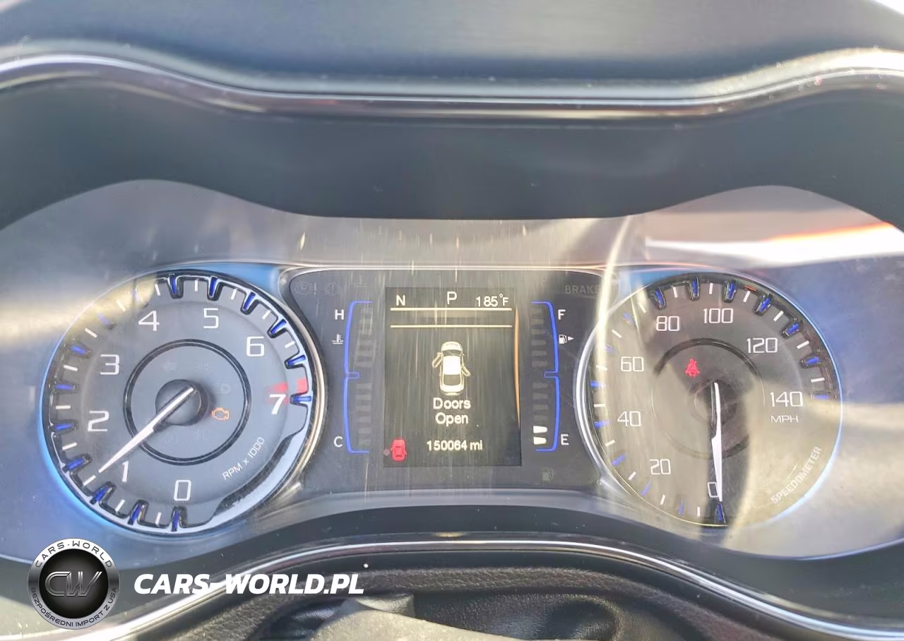 2015 Chrysler 200 S VIN:1C3CCCBG1FN514942 - 9