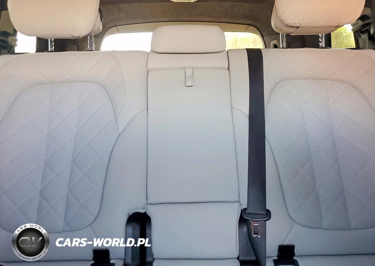 2023 BMW X7 xDrive40I VIN:5UX23EM09P9P65834 - 10