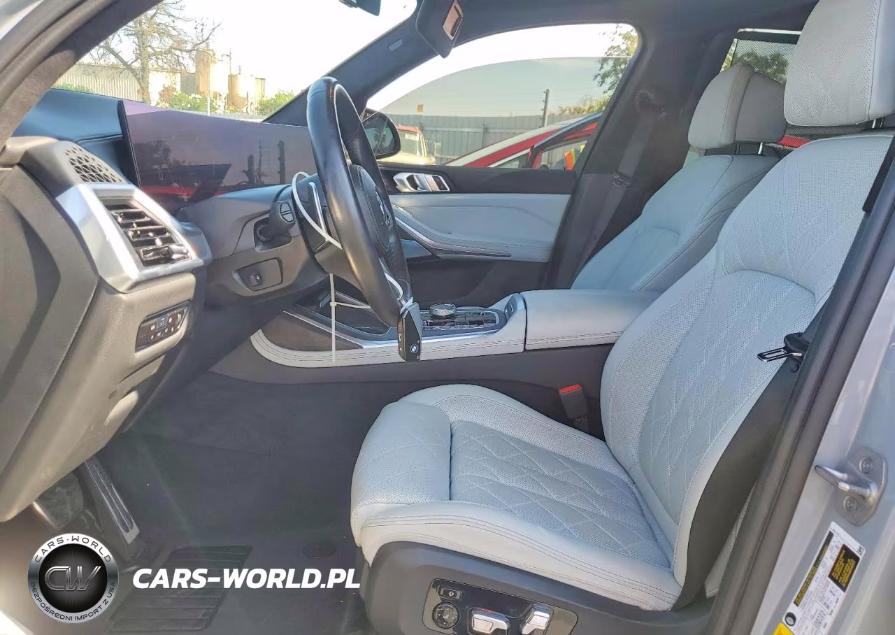2023 BMW X7 xDrive40I VIN:5UX23EM09P9P65834 - 7
