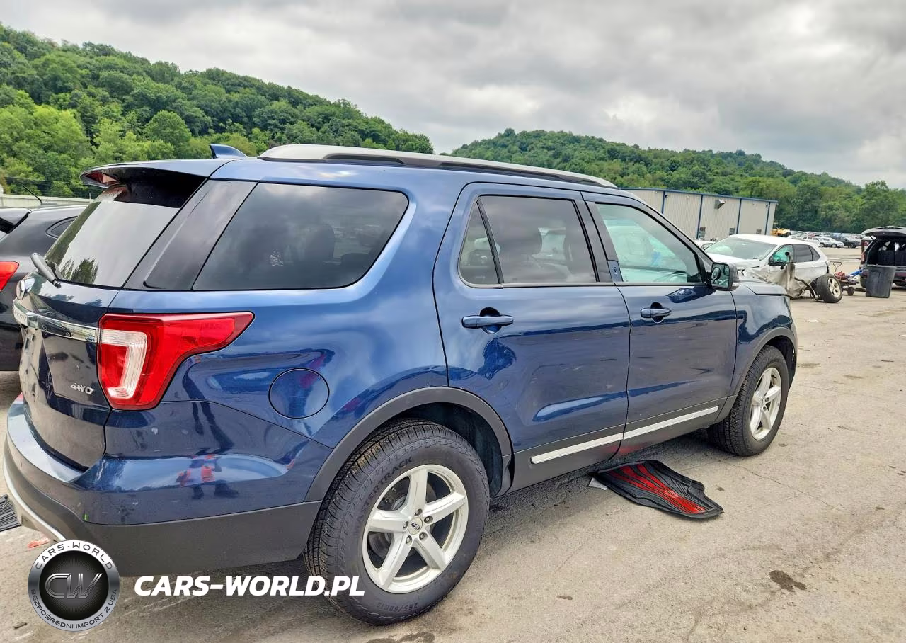 2016 Ford Explorer Xlt VIN:1FM5K8D88GGA31458 - 3