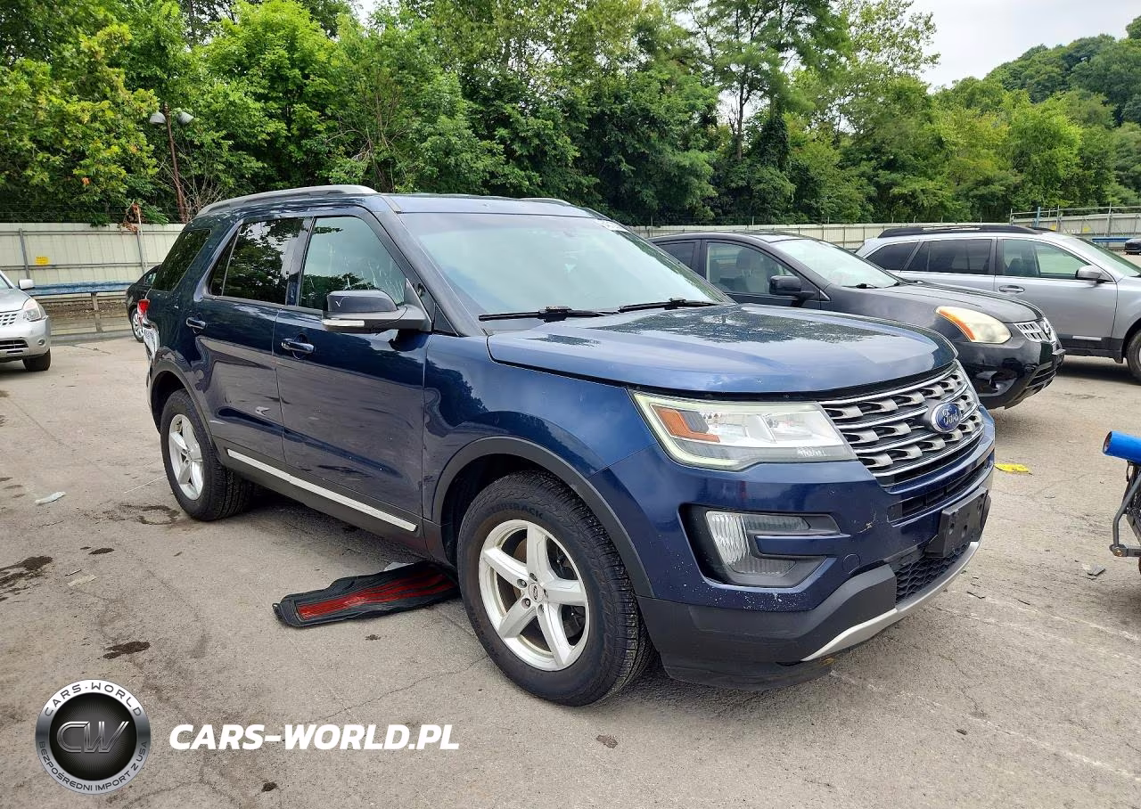 2016 Ford Explorer Xlt VIN:1FM5K8D88GGA31458 - 4
