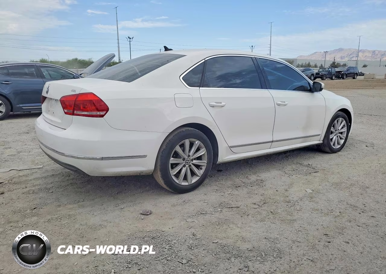 2012 Volkswagen Passat Sel VIN:1VWCP7A32CC060677 - 3