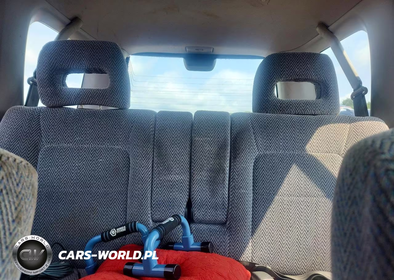 1998 Honda Cr-V Lx VIN:JHLRD1845WC103708 - 10