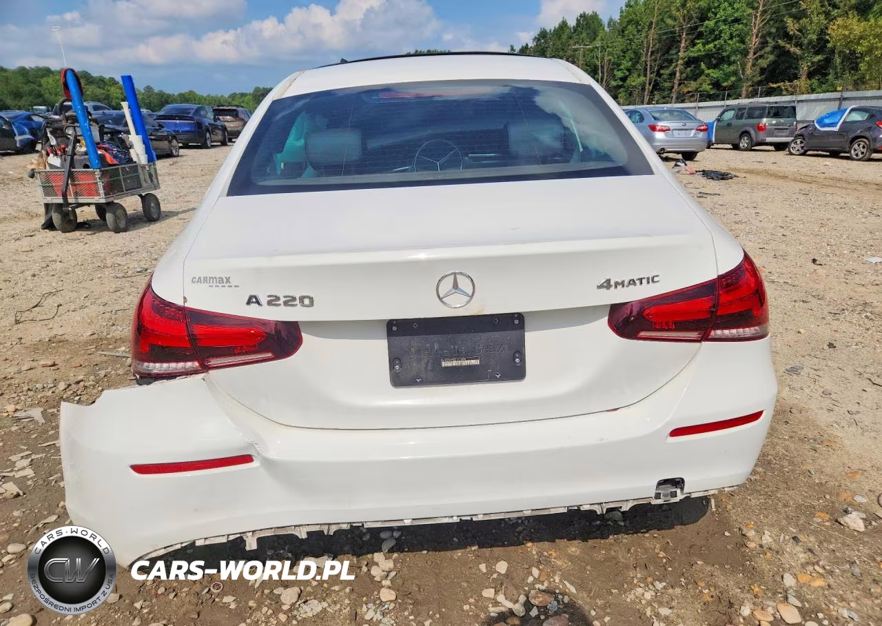2020 Mercedes-Benz A 220 4Matic VIN:W1K3G4FB3LJ211898 - 6