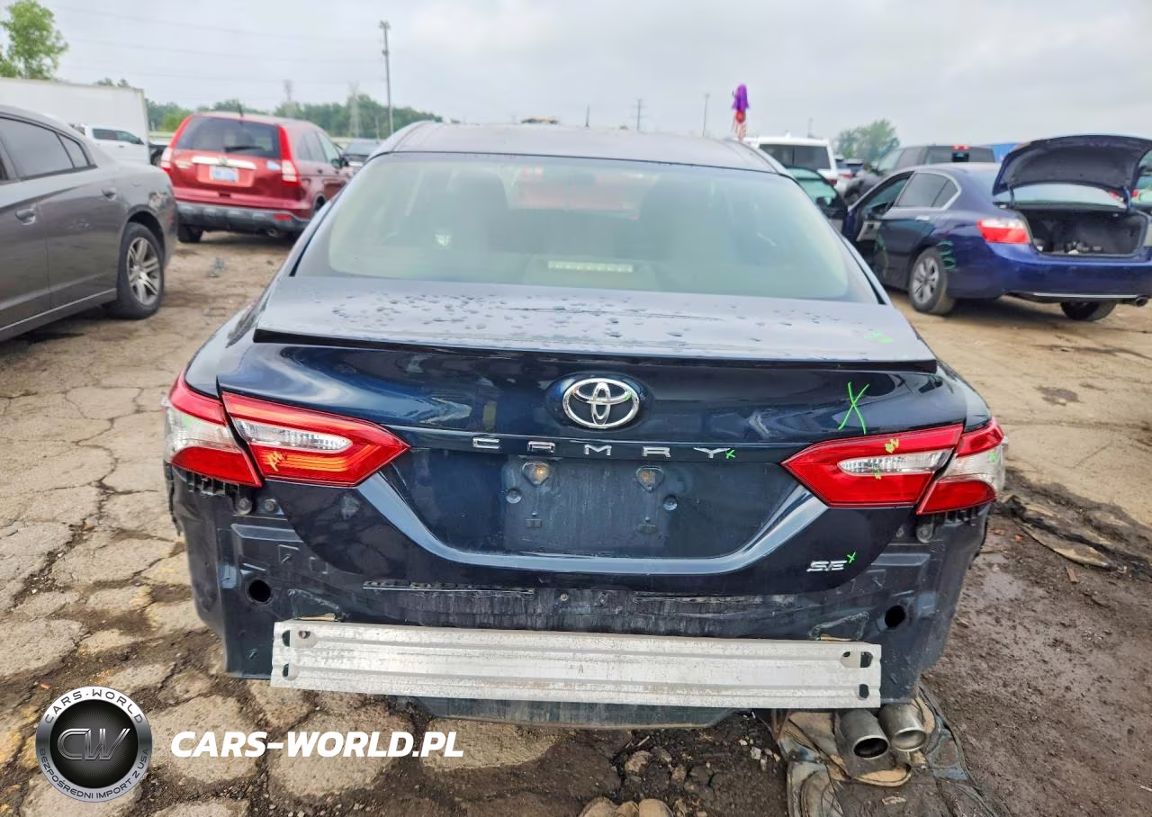 2018 Toyota Camry Se VIN:JTNB11HK2J3016133 - 6